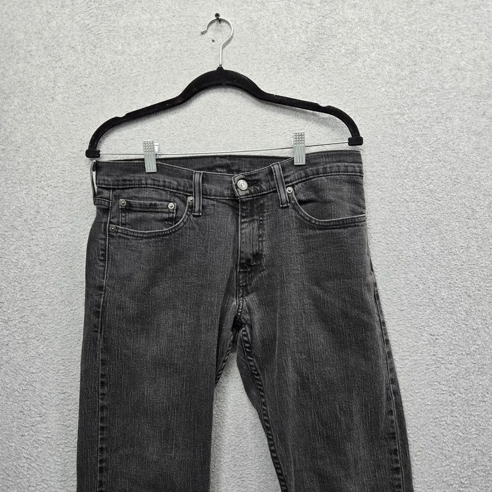 Levis *please carefully